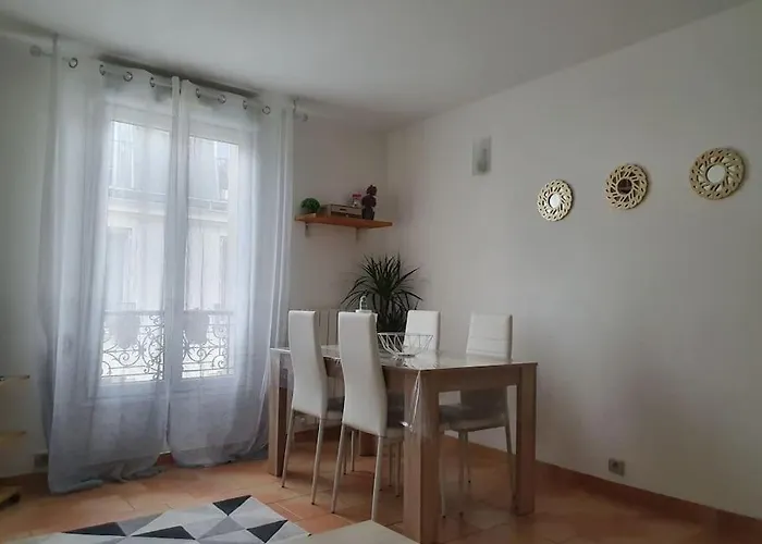 Joli Deux Pieces Au 14eme Arrondissement A