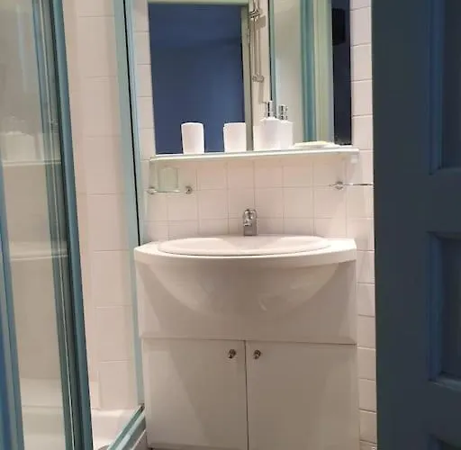 Joli Deux Pieces Au 14eme Arrondissement A Apartment